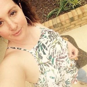 Meet your Posher, Carrie